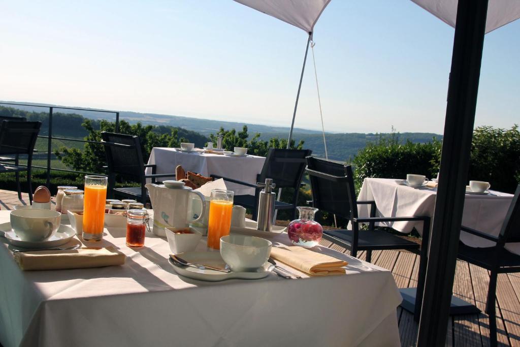 Hotel Restaurant La Montagne De Brancion Martailly-lès-Brancion 레스토랑 사진